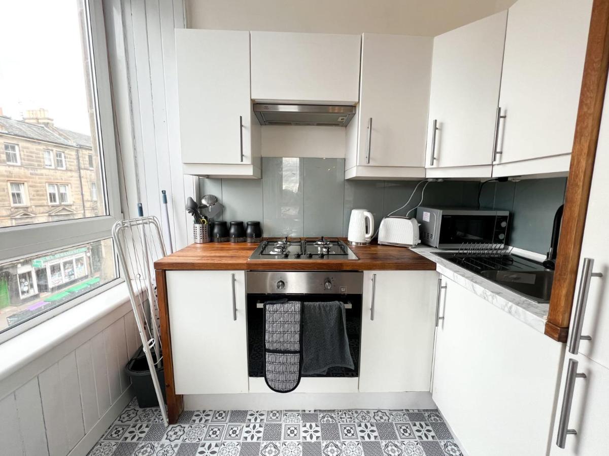 דירות אדינבורו Bohemian 1Br Flat In Abbeyhill מראה חיצוני תמונה